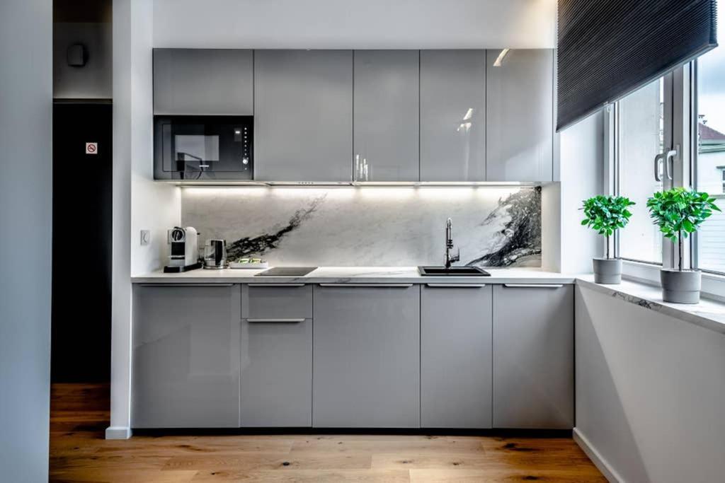 Koszykowa Suite - Apartament W Centrum Warszawy! 华沙 外观 照片